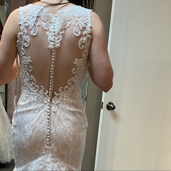 Madison James wedding dress. - Picture 2 of 4